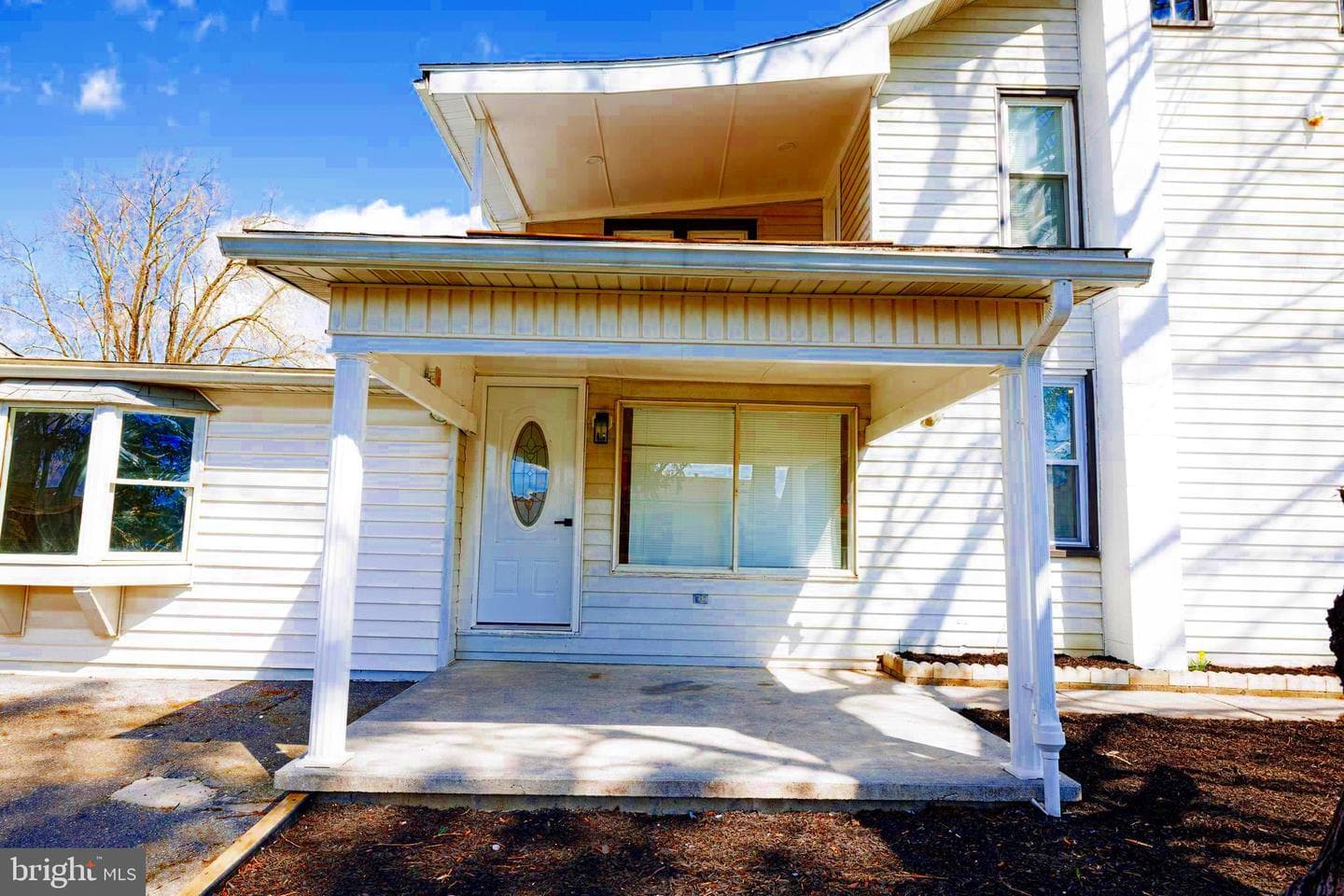 222 N Market Avenue photo 4