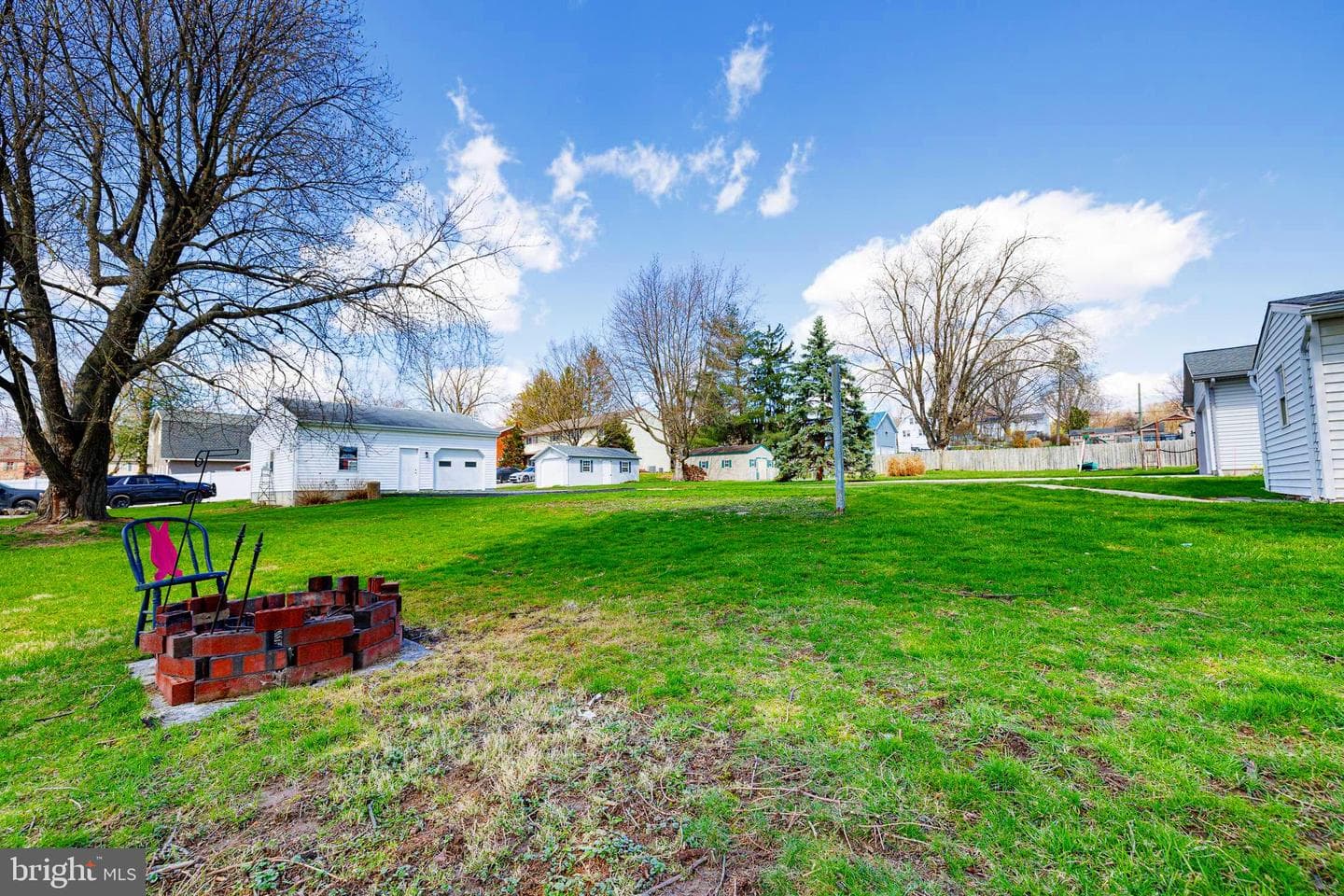 222 N Market Avenue photo 6