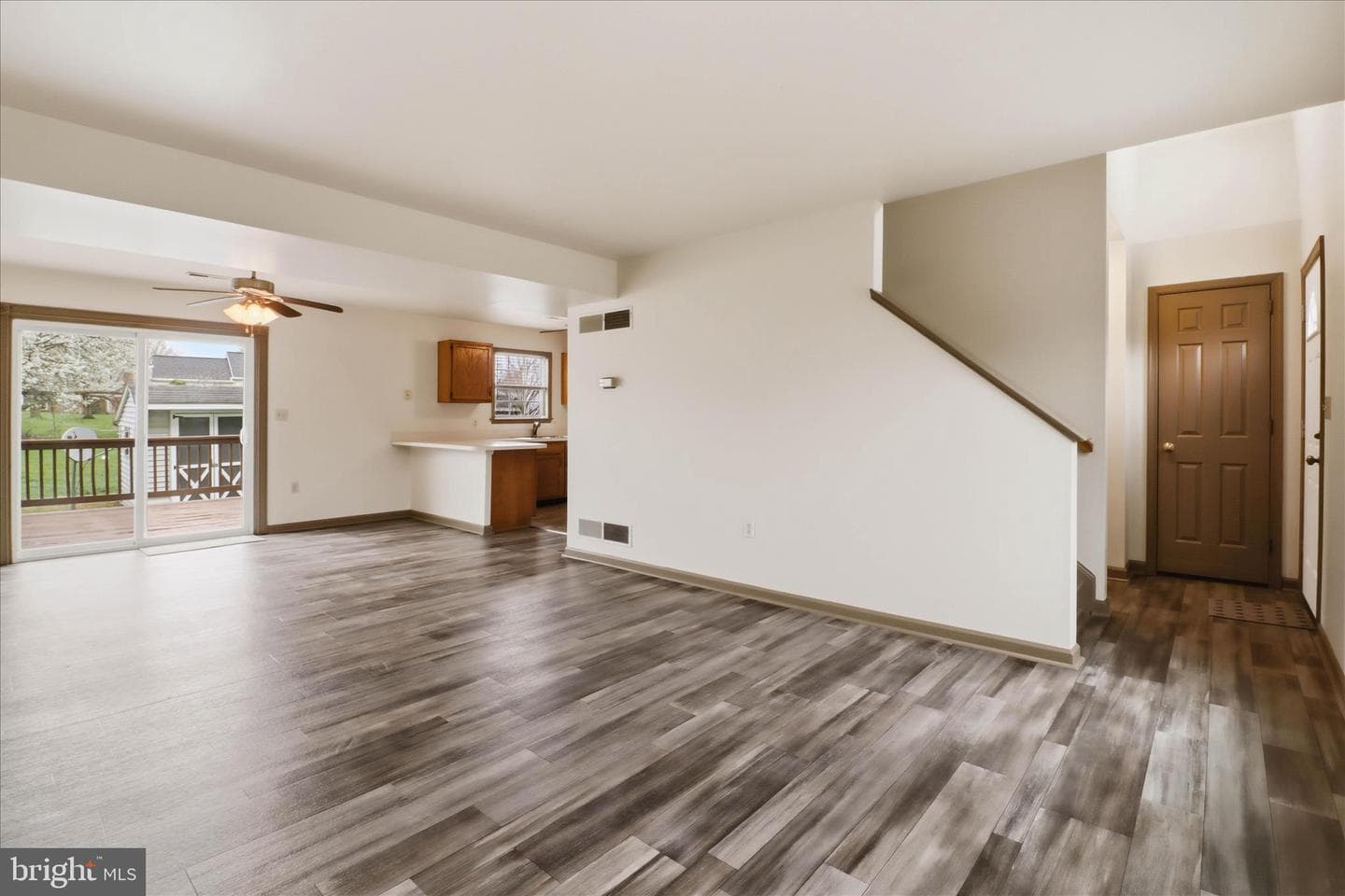 129 Carriage House Drive photo 8