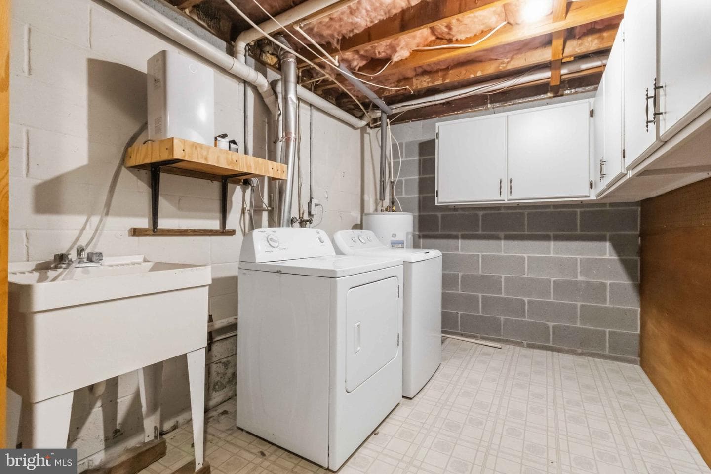 14 Cranfield Court photo 24