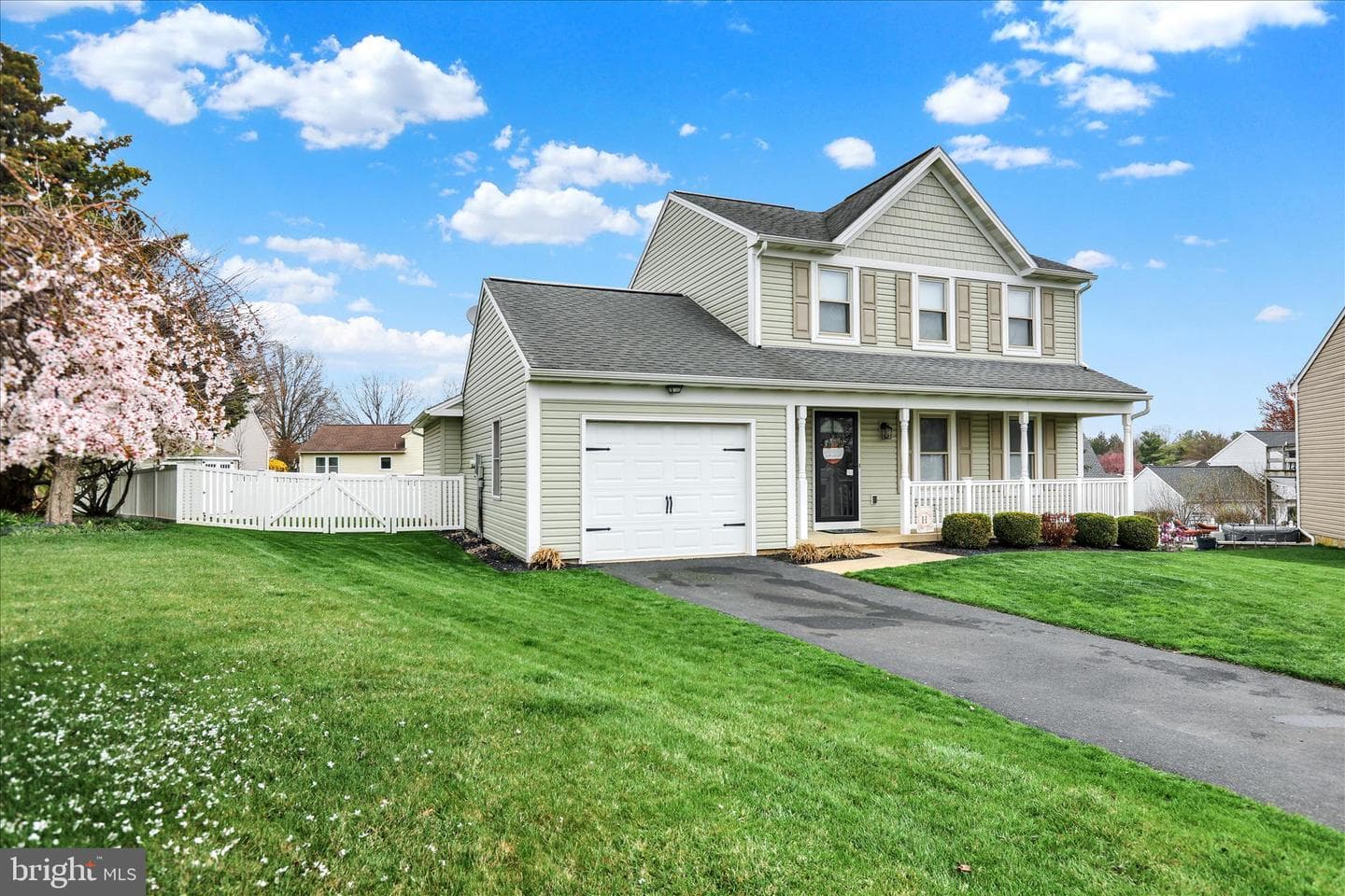 307 Cottonwood Lane photo 4