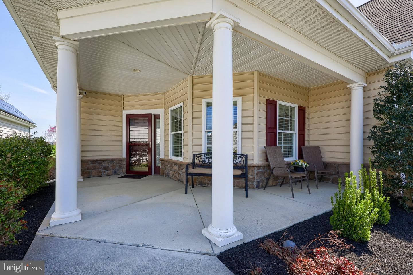 1444 Emerson Drive photo 3