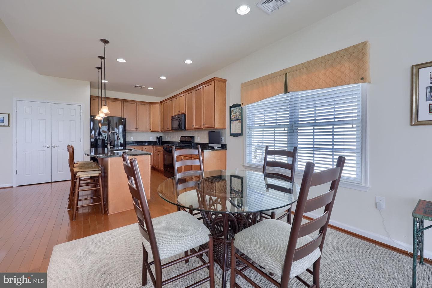 1444 Emerson Drive photo 7