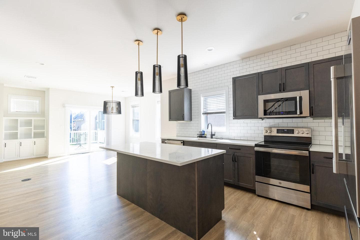 1404 Barrington Drive photo 17