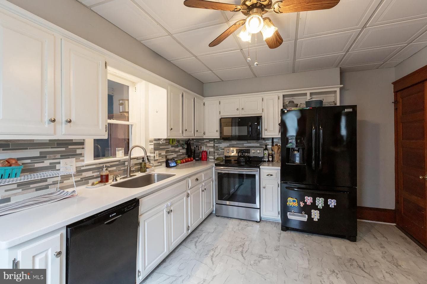 139 N Hanover Street photo 13