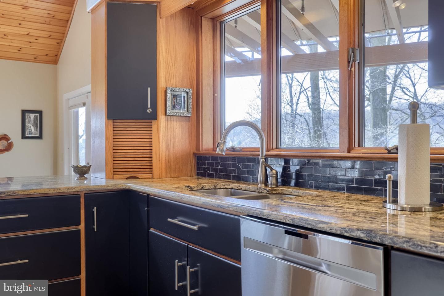 315 Winding Hill Drive photo 8