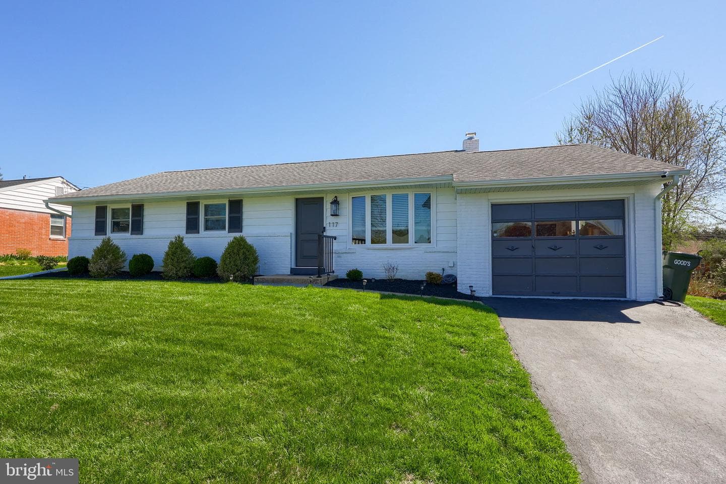 117 Whitney Road photo 2