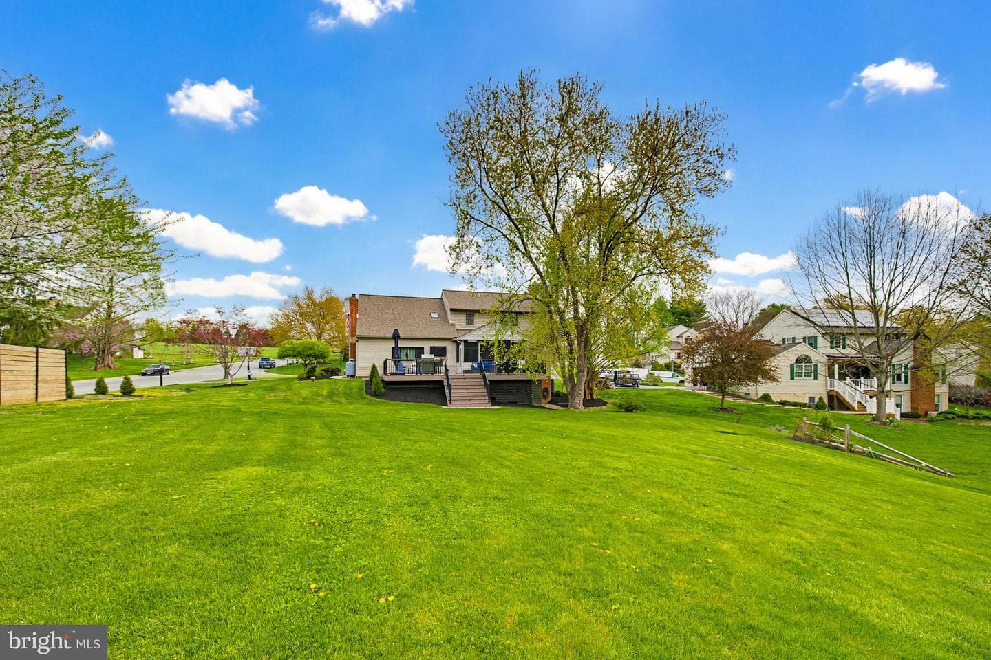 1001 Fieldstone Court photo 42