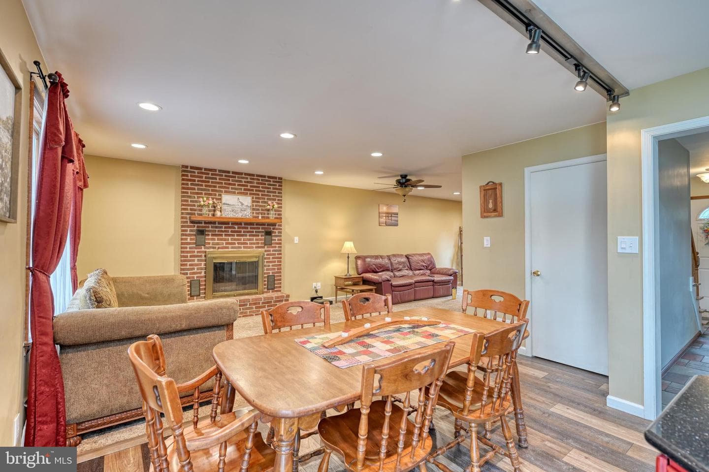 3320 Rothsville photo 8