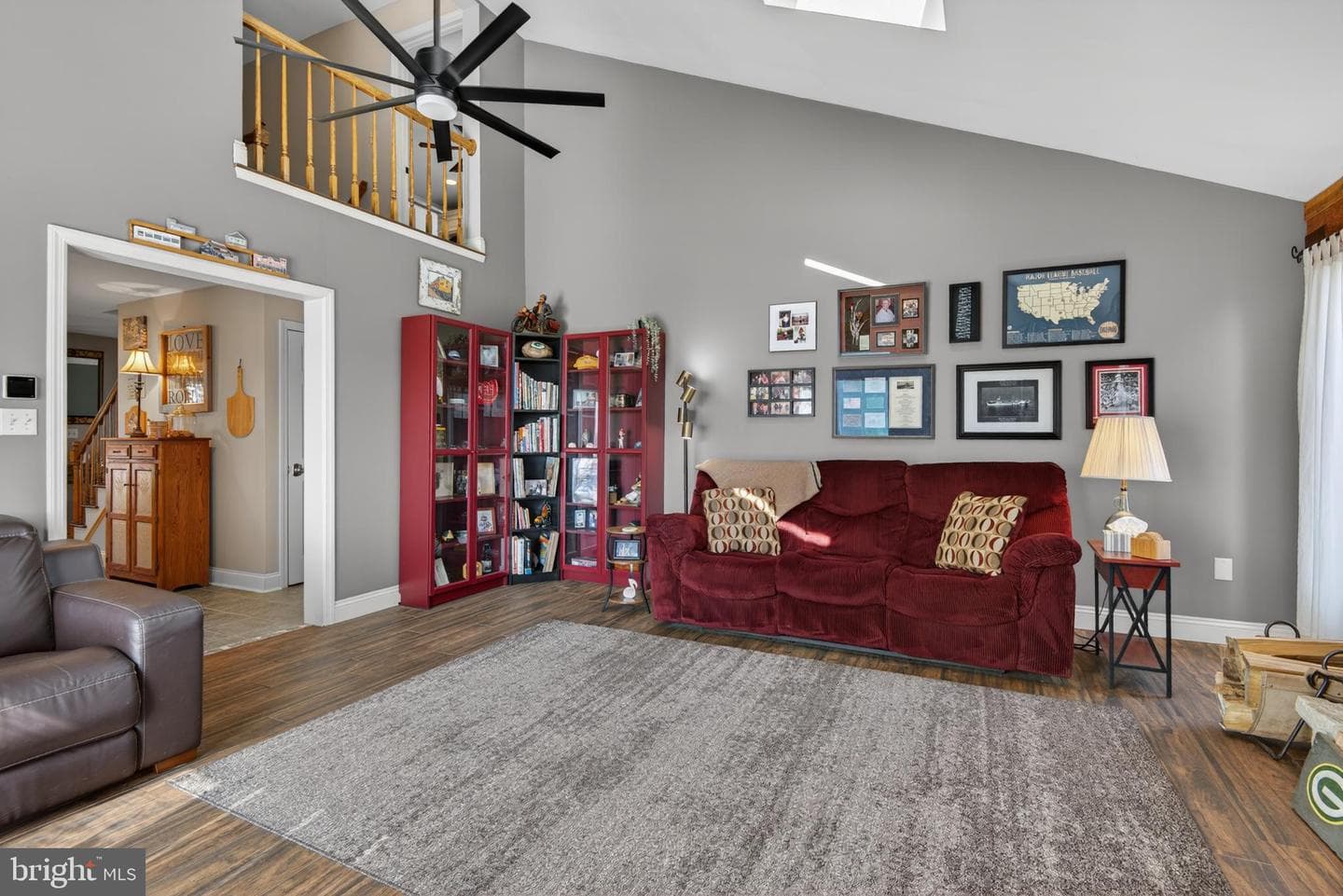 205 Cambridge Drive photo 22