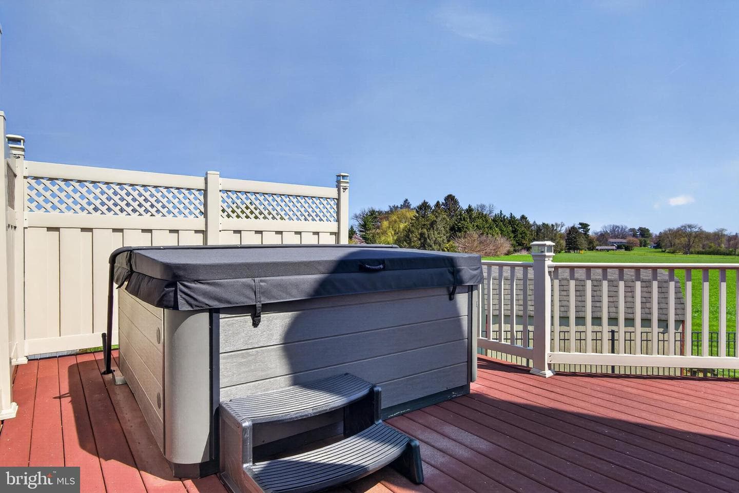 205 Cambridge Drive photo 53