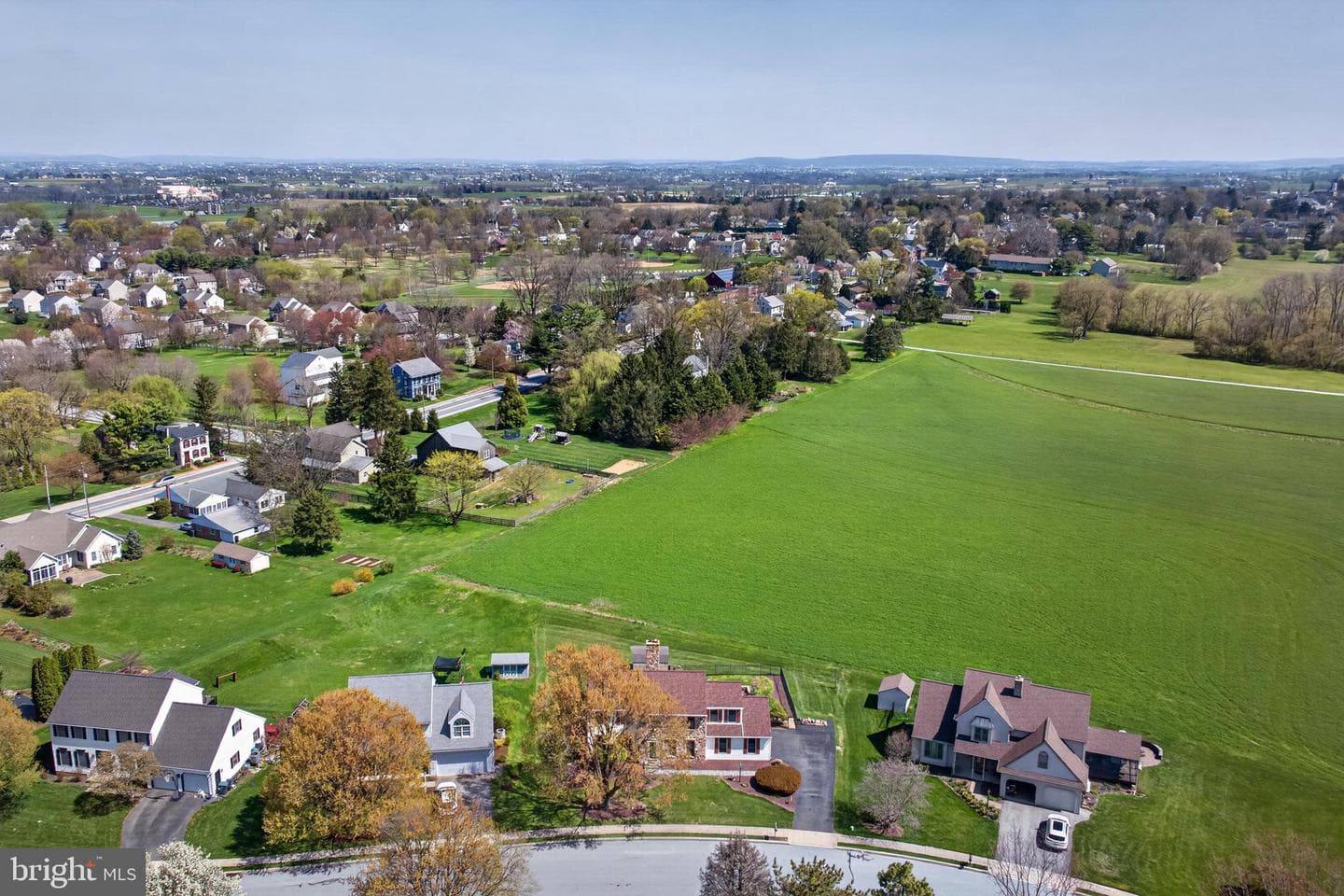 205 Cambridge Drive photo 64