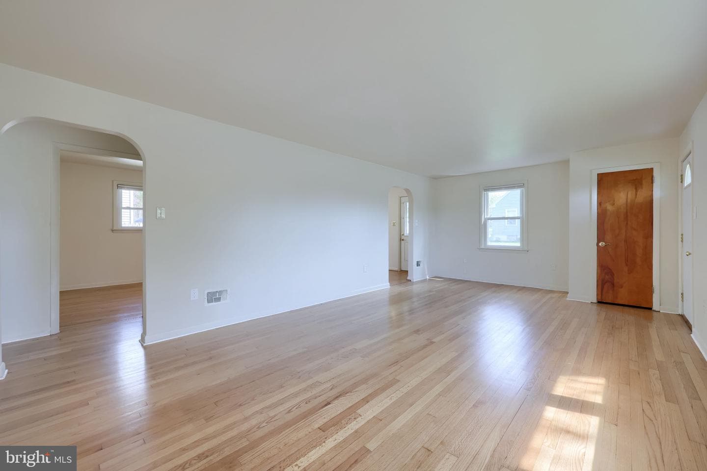 201 Frances Avenue photo 15