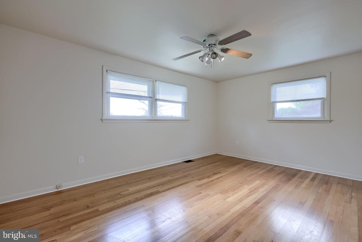 201 Frances Avenue photo 30