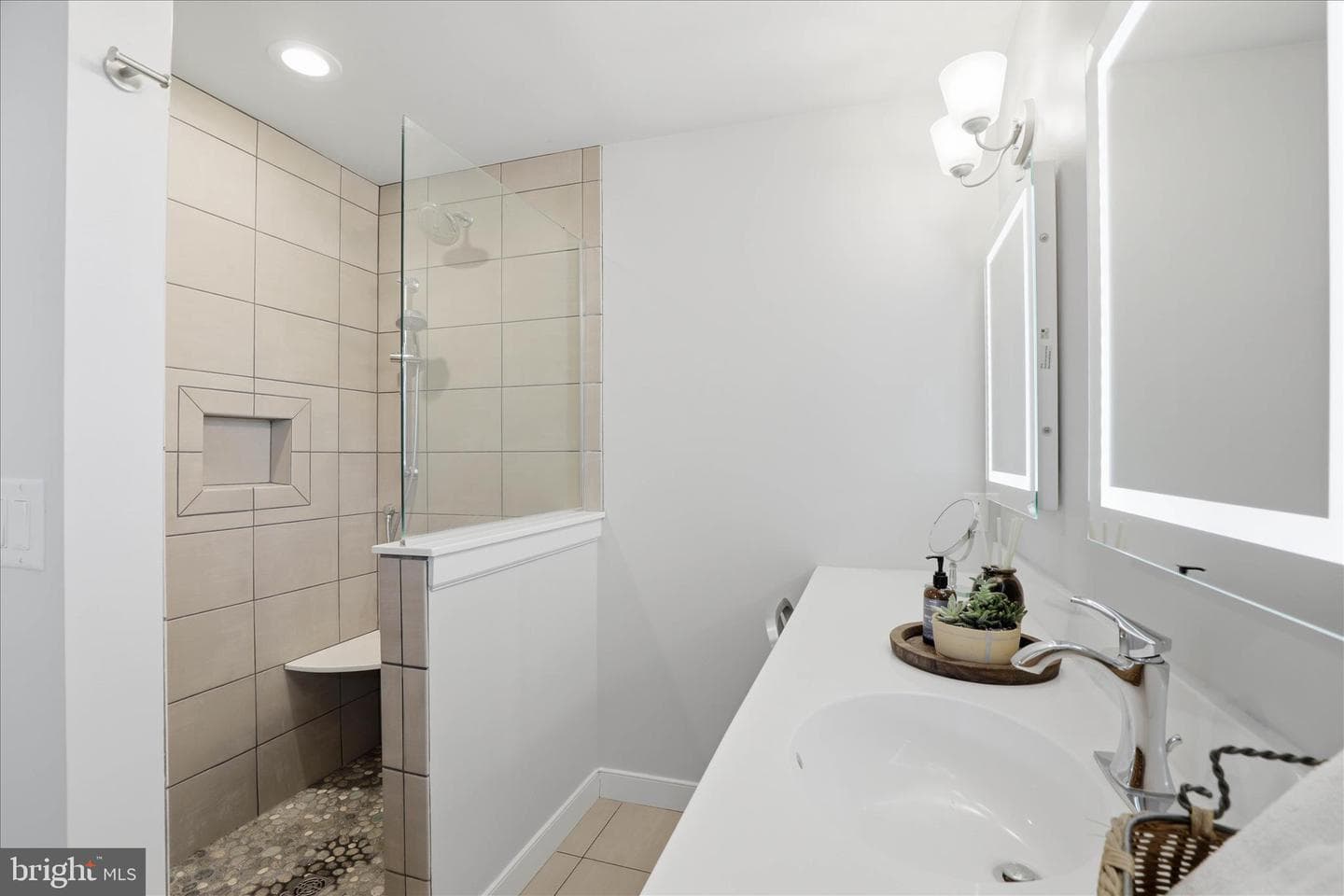 1411 Willow Creek Drive photo 31