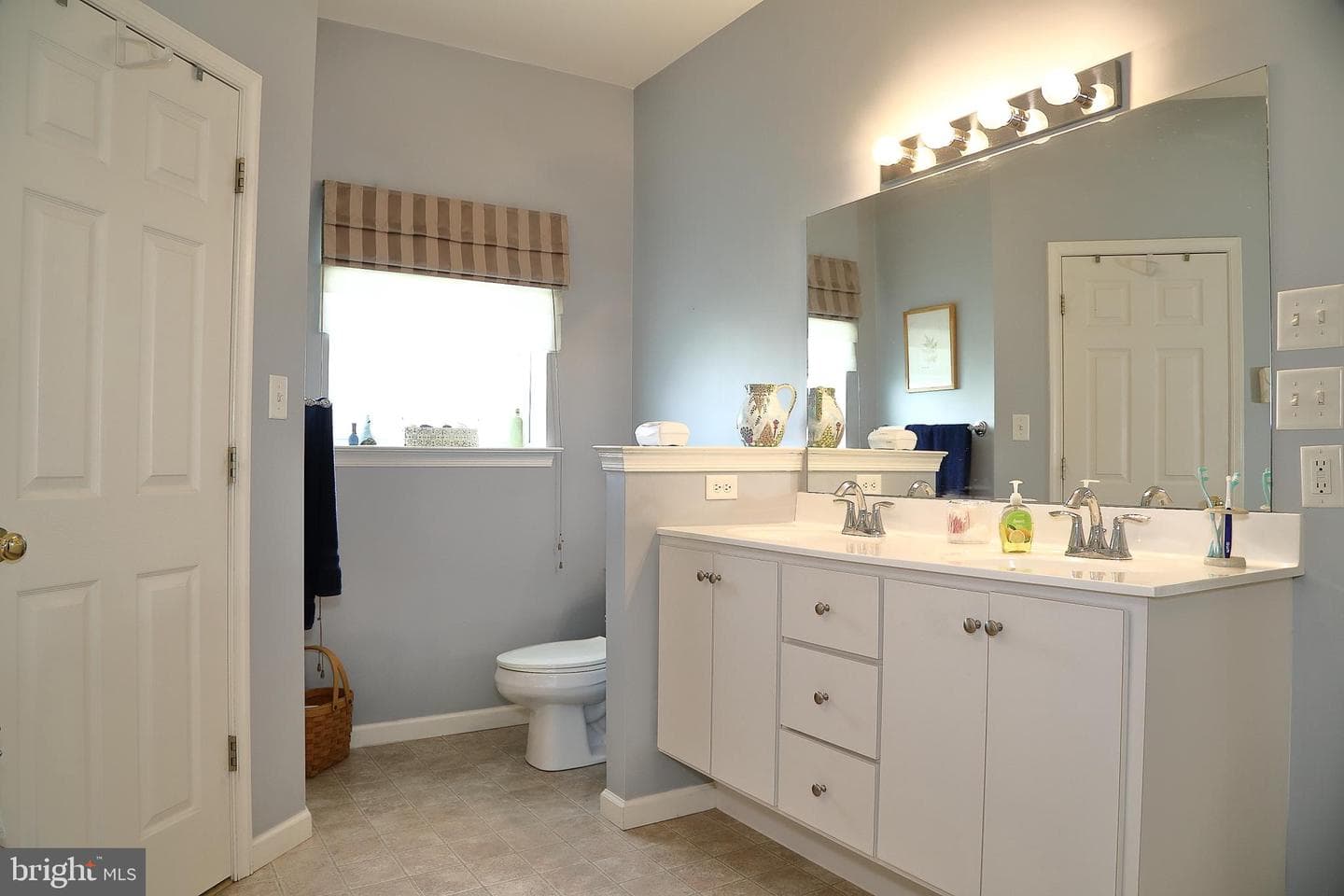 534 Blossom Trail photo 25