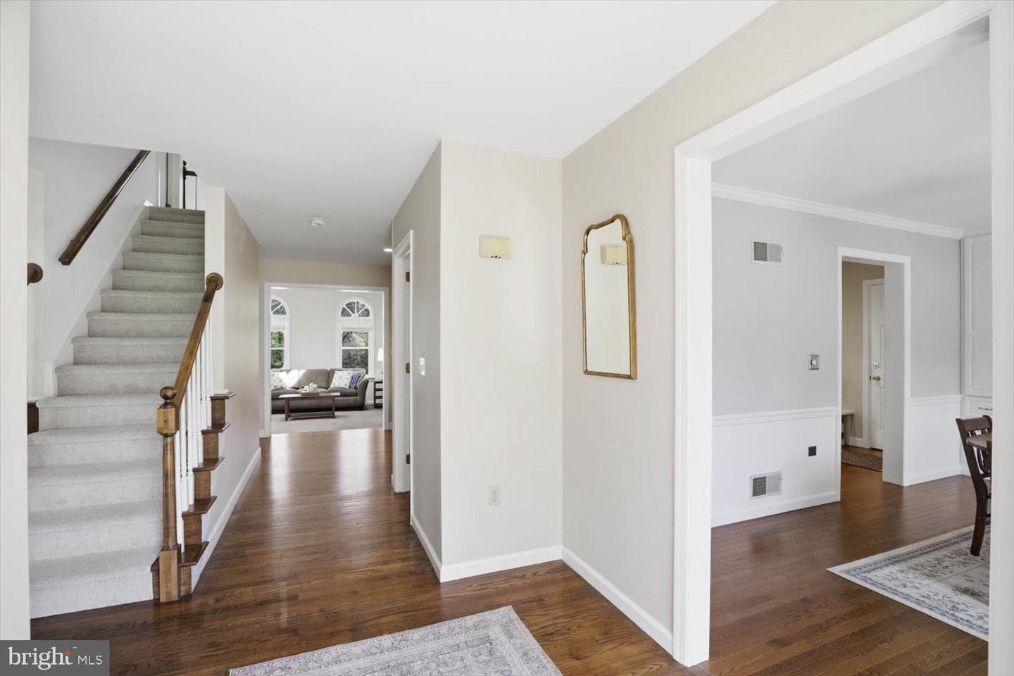413 Glenbrook Court photo 6