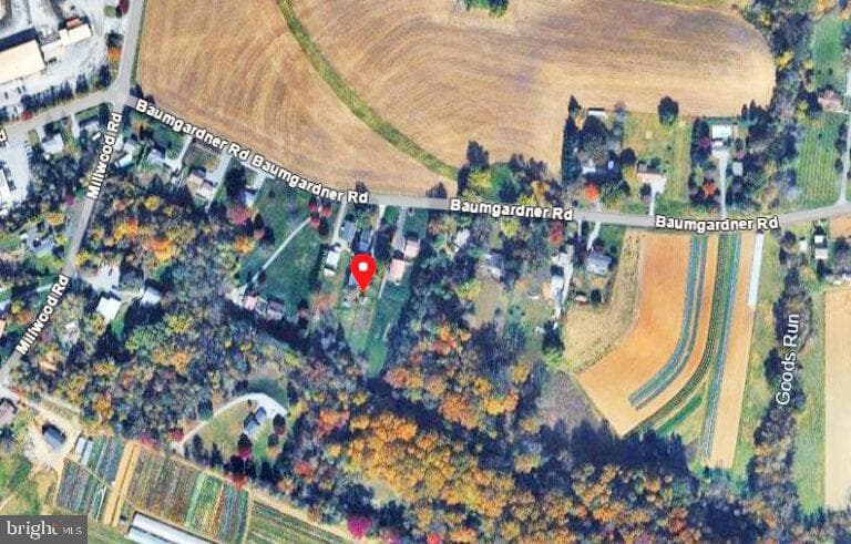 527 Baumgardner Road photo 11