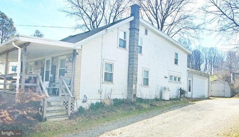 527 Baumgardner Road photo 3