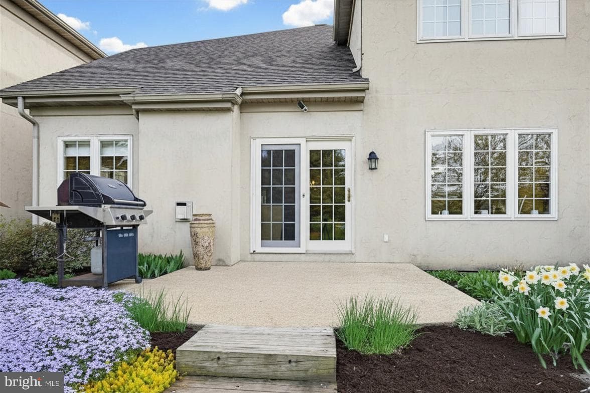 704 Woodfield Drive photo 39