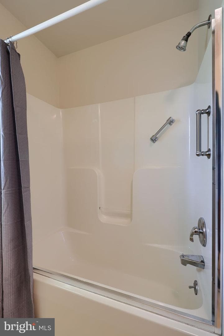 2154 Coventry Road photo 21