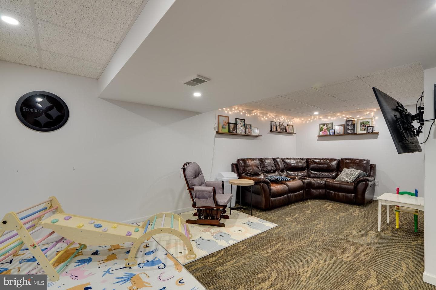 450 Daisy Lane photo 29