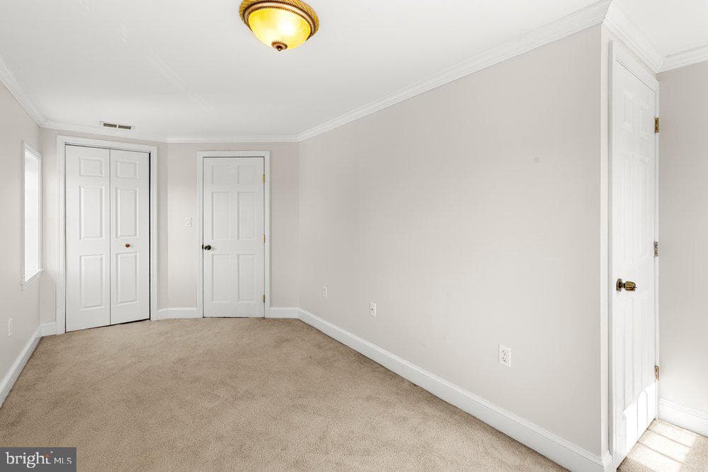 1377 Apple Street photo 20