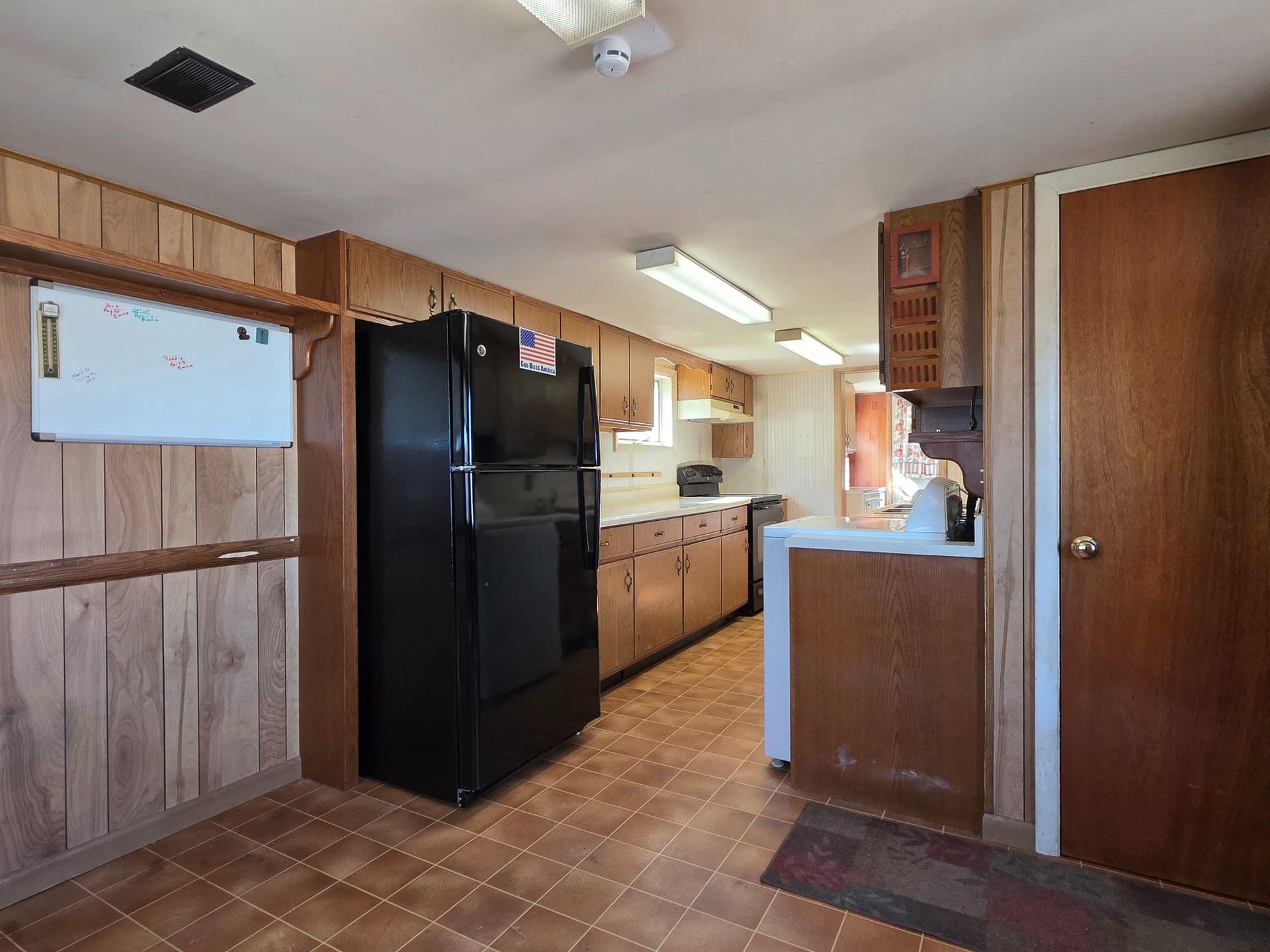 485 N Maple Street photo 16