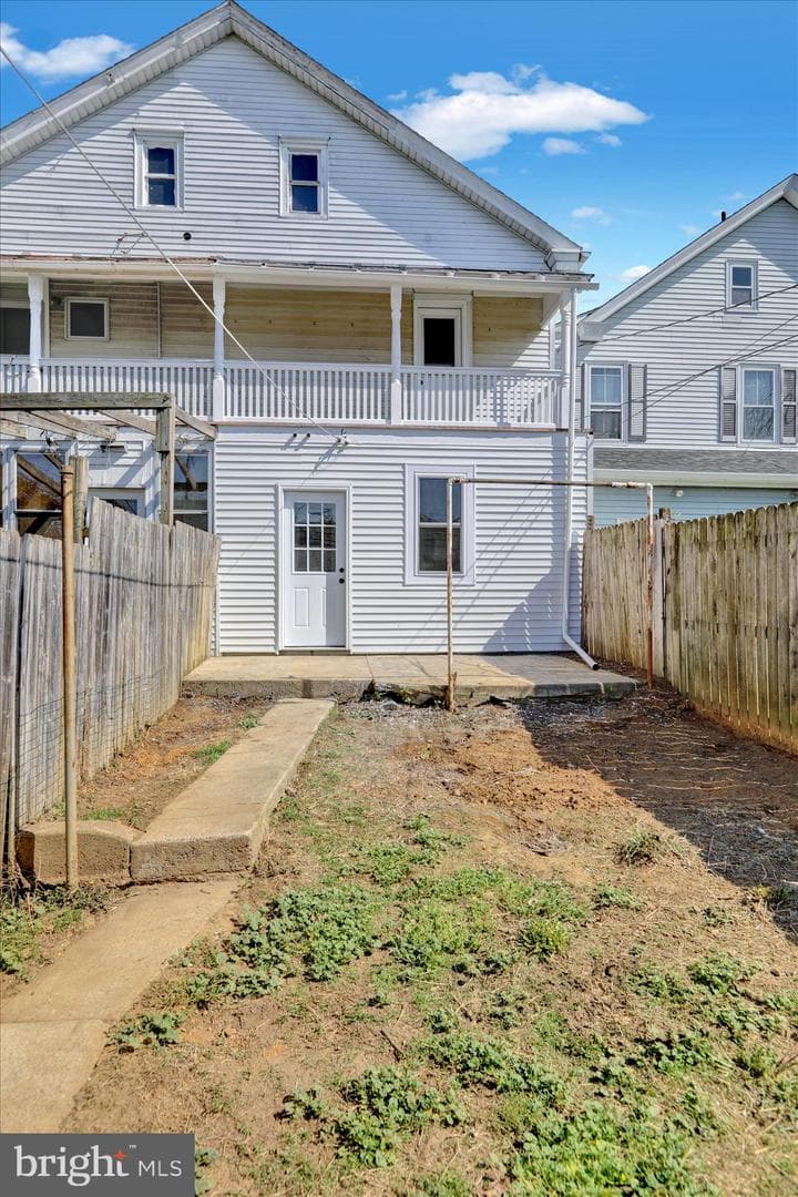 144 Church Avenue photo 23