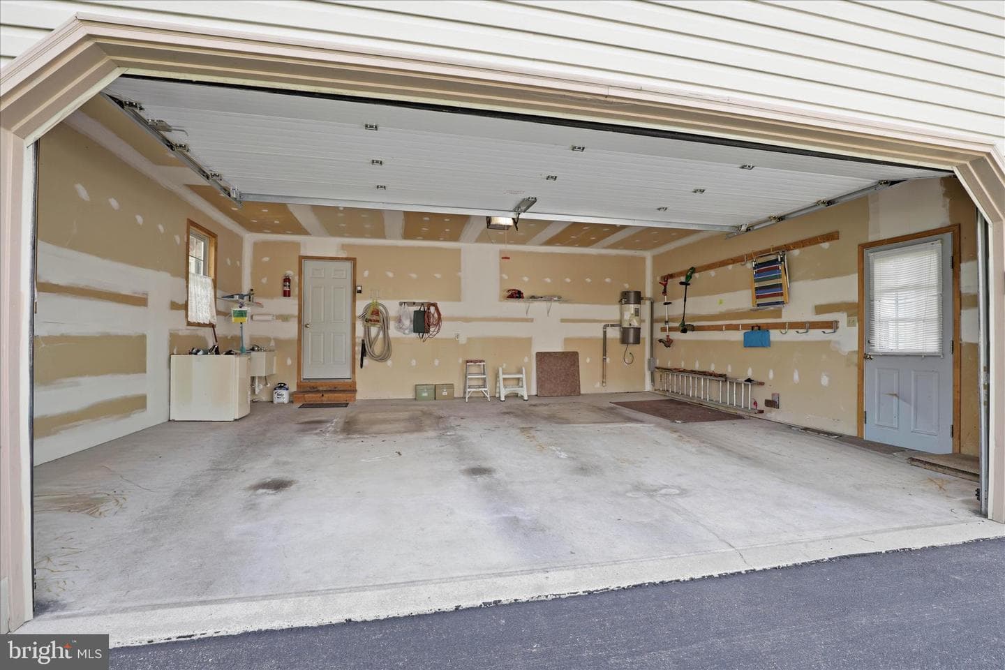 3640 Falcon Court photo 30