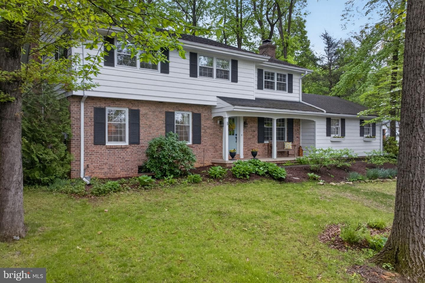 979 Nissley Road photo 3
