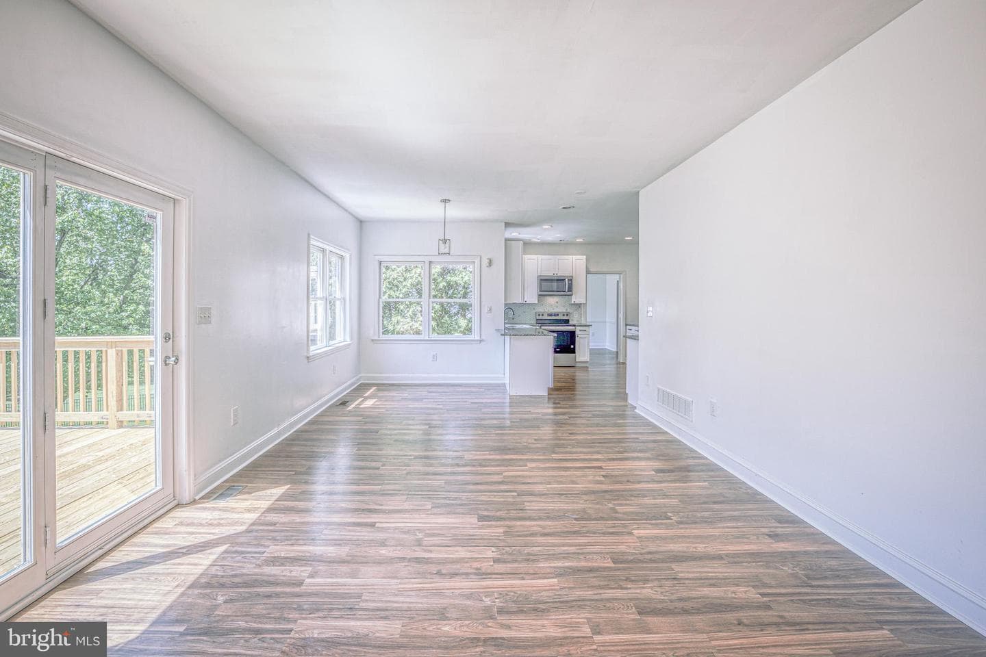 344 W Charlotte Street photo 13