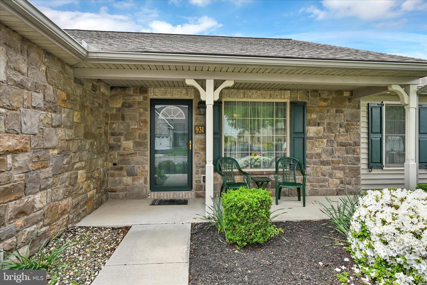 931 Cambridge Drive photo 10