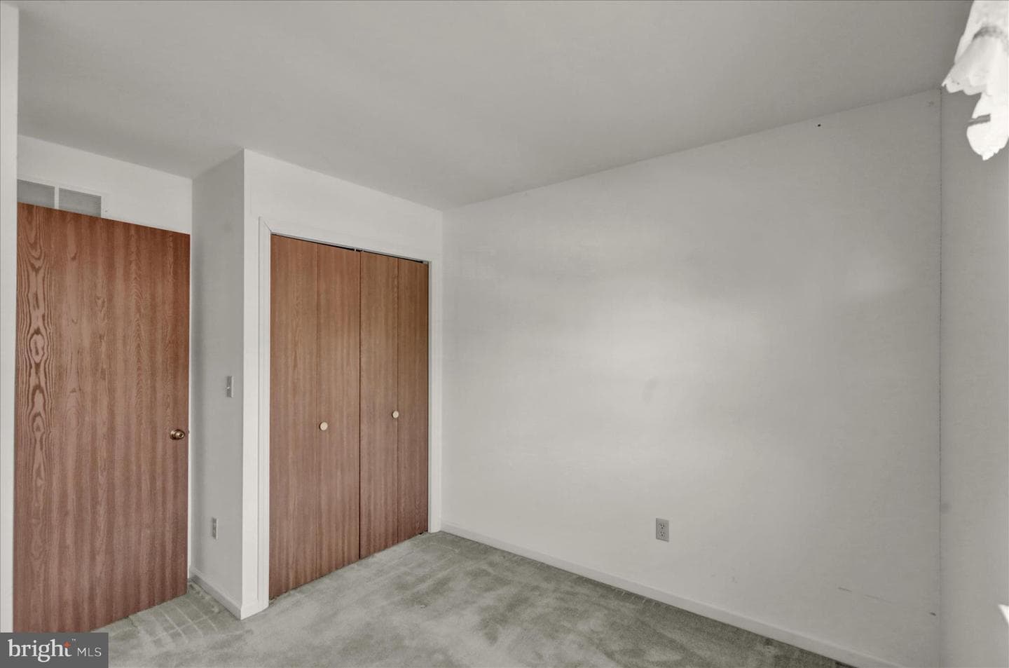 1107 Hampden Drive photo 21
