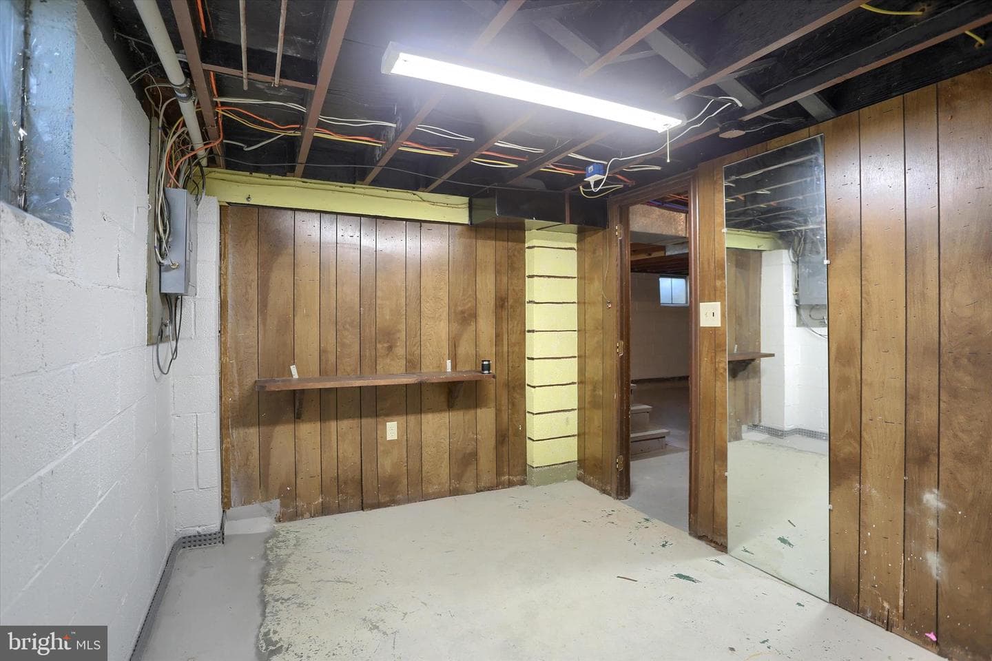 413 Birchland Avenue photo 28