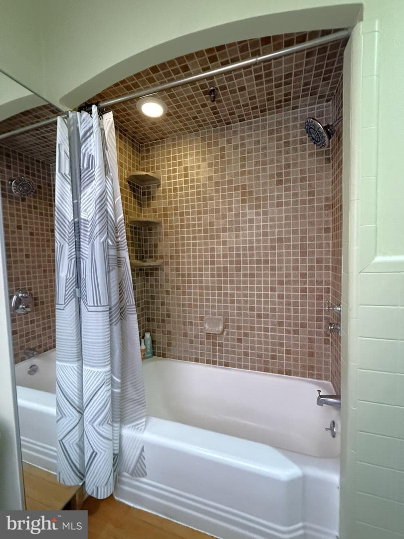 40 N Plum Street photo 10