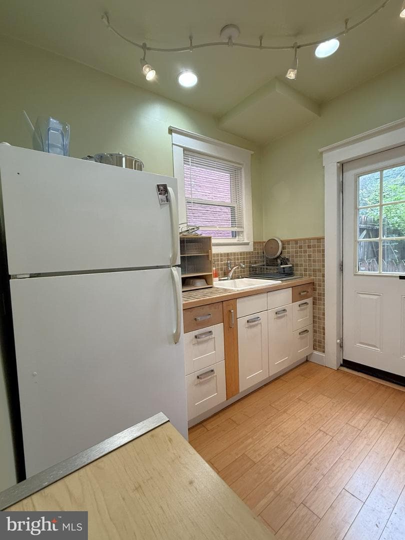 40 N Plum Street photo 13