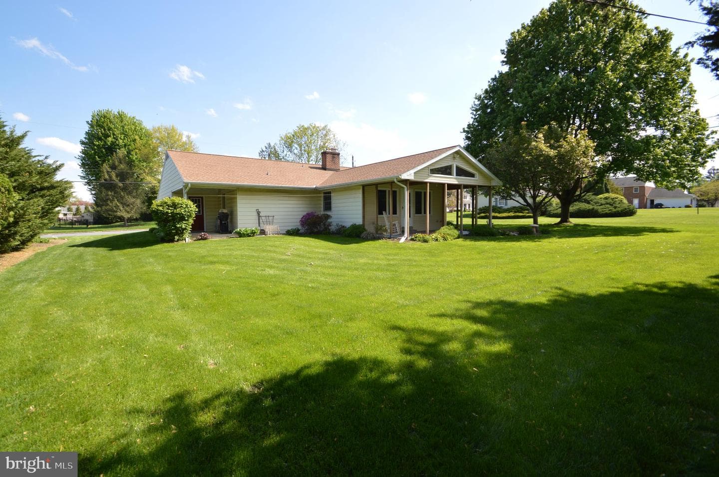 230 Adele Avenue photo 7