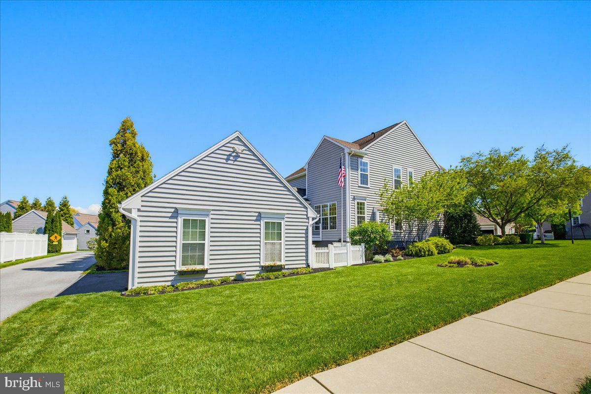 1400 Picket Drive photo 46