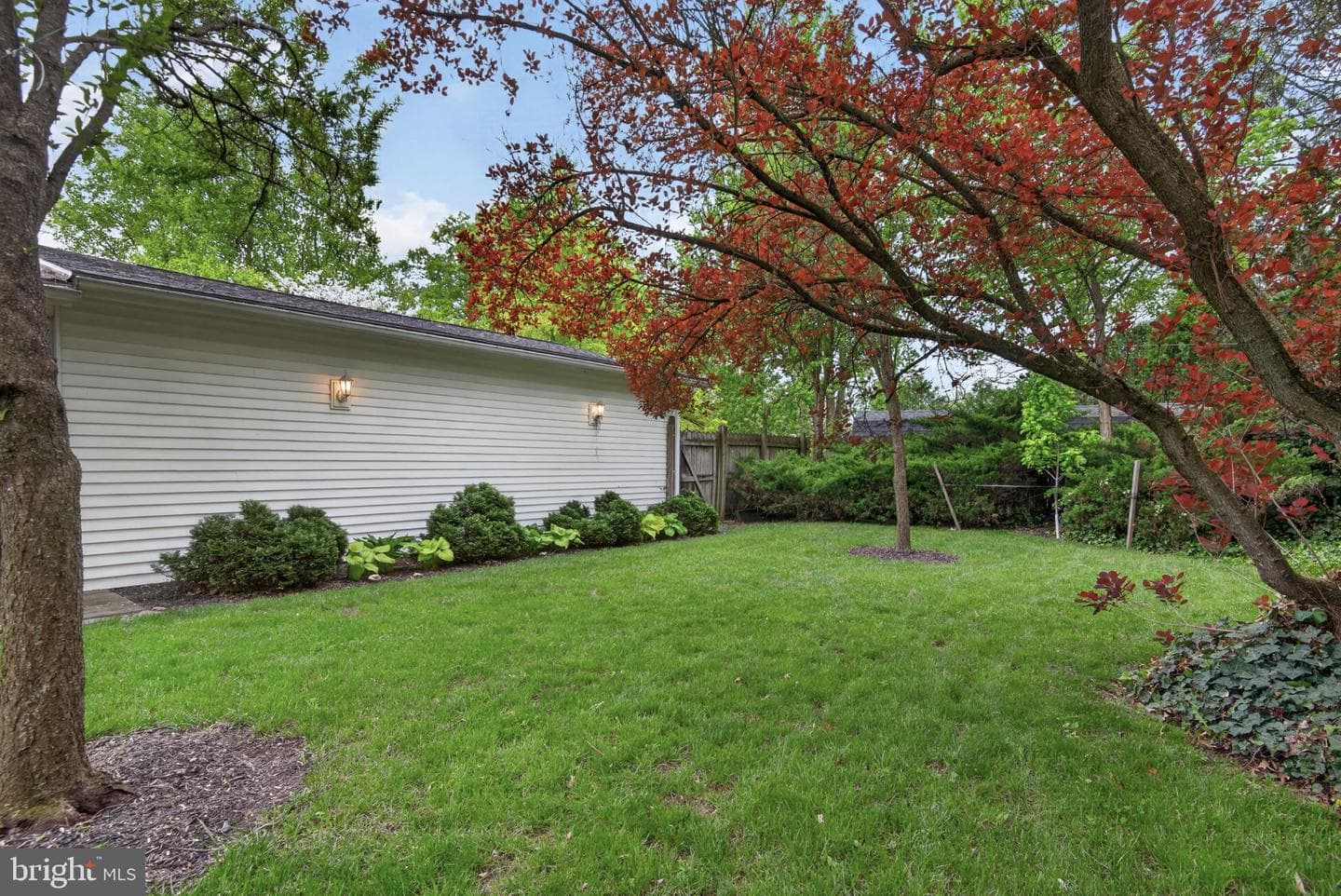605 Groff Avenue photo 44