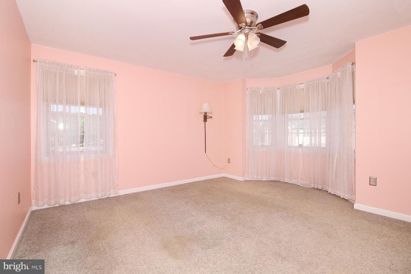 525 Cobblestone Lane photo 28
