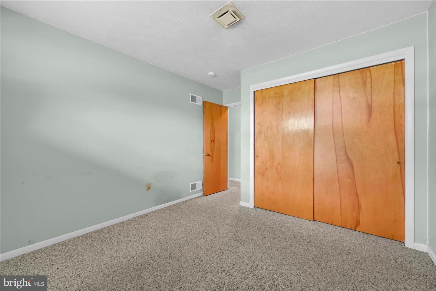 311 N Penryn Road photo 23