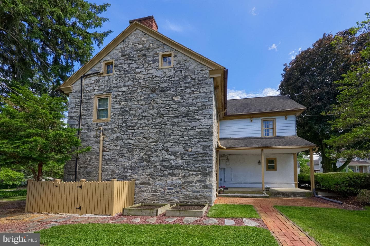 326 Miller Street photo 60