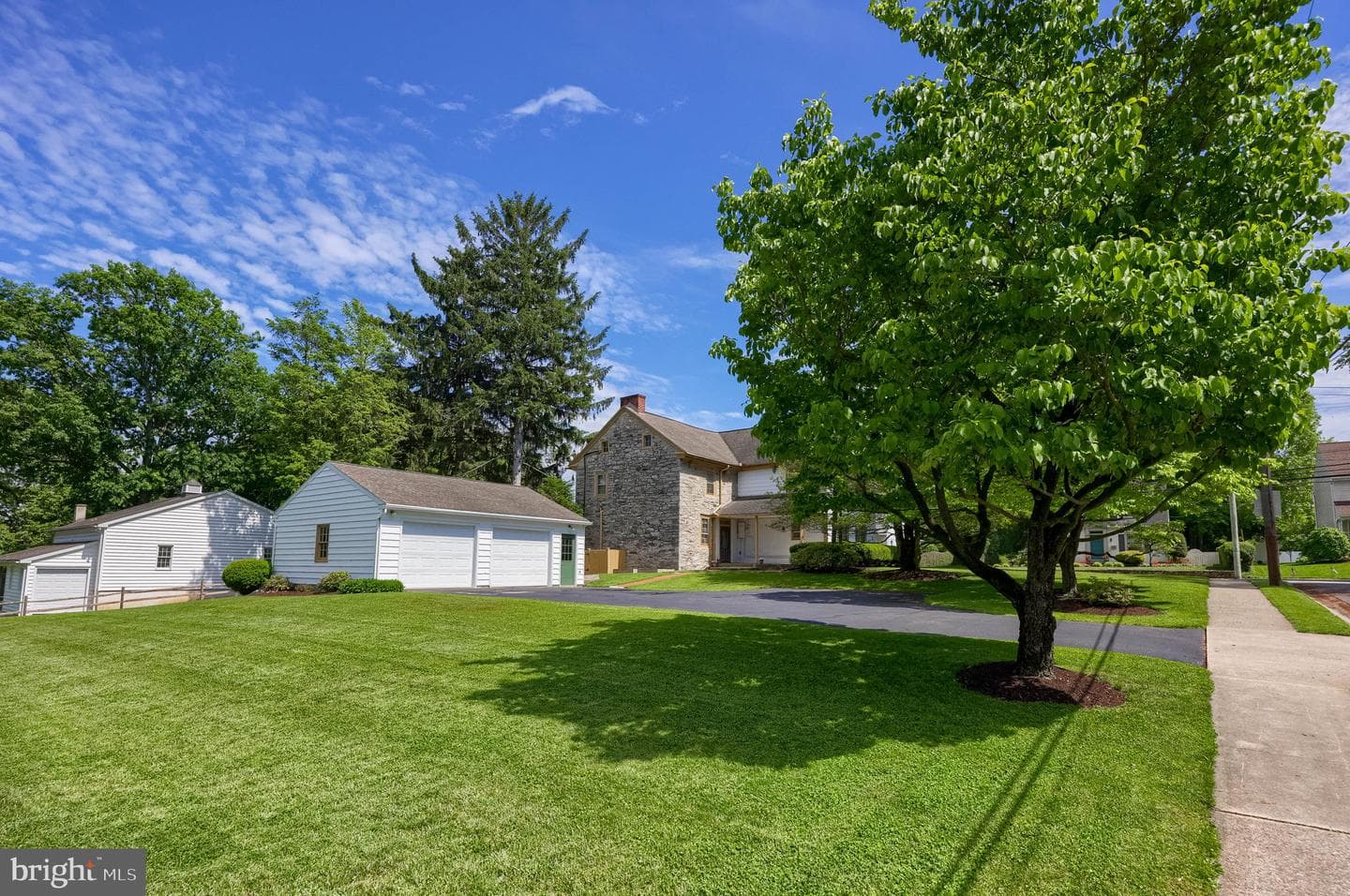 326 Miller Street photo 62
