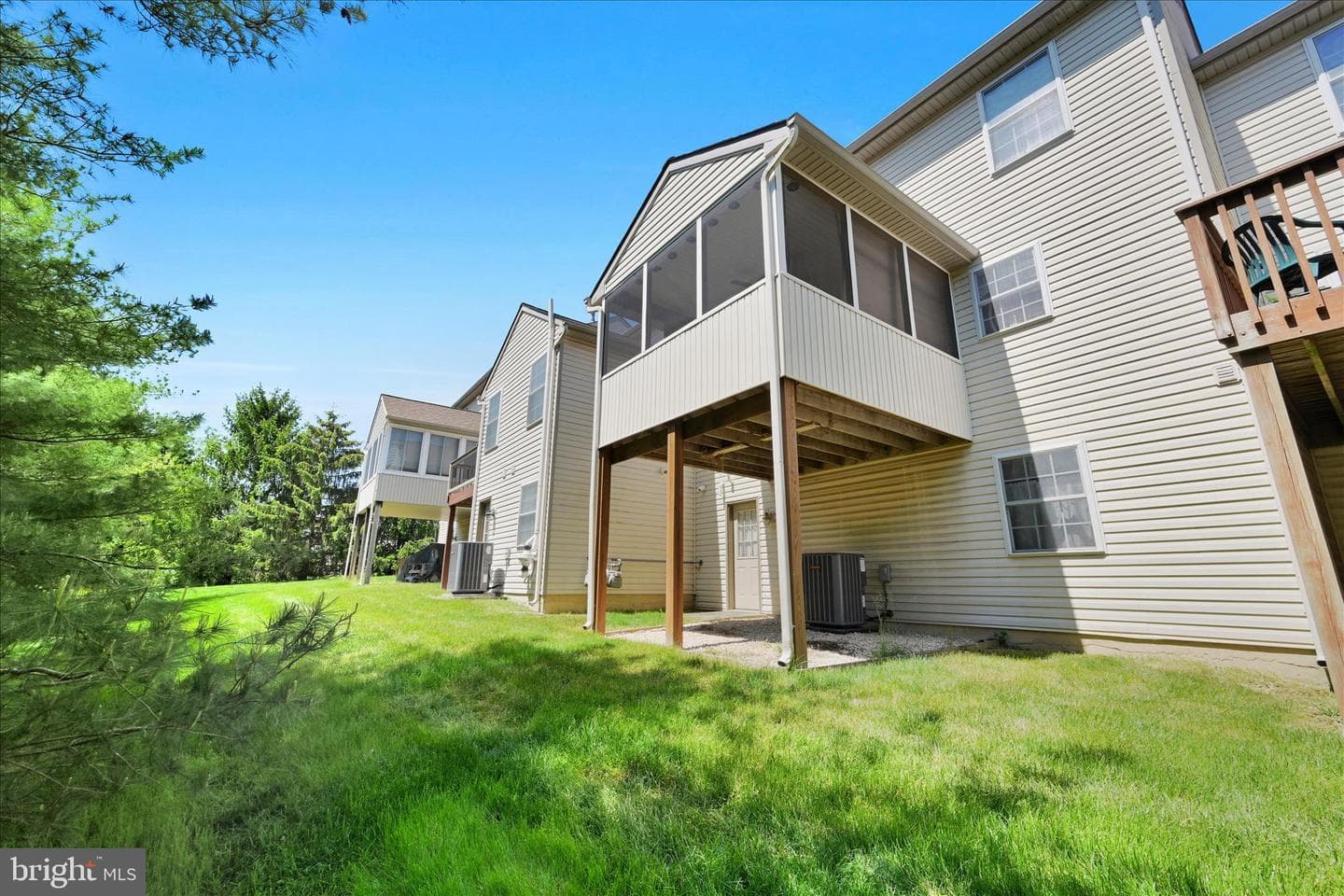 34 Gantz Meadows photo 27