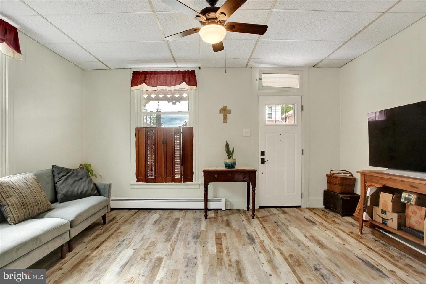 338 E Park Street photo 8