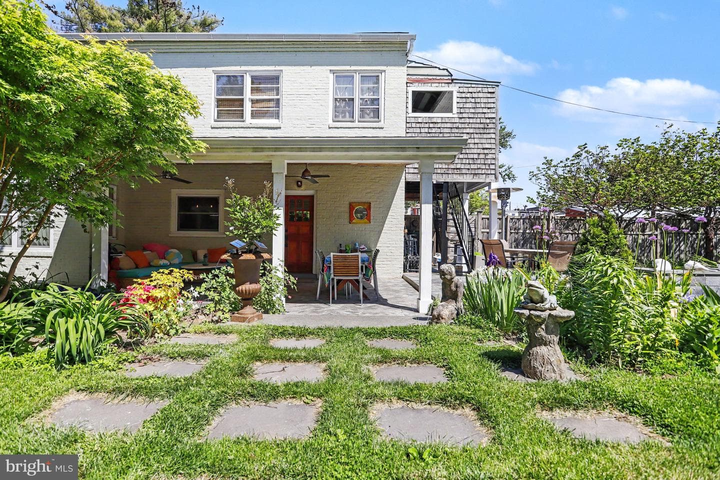 425 N Queen Street photo 48