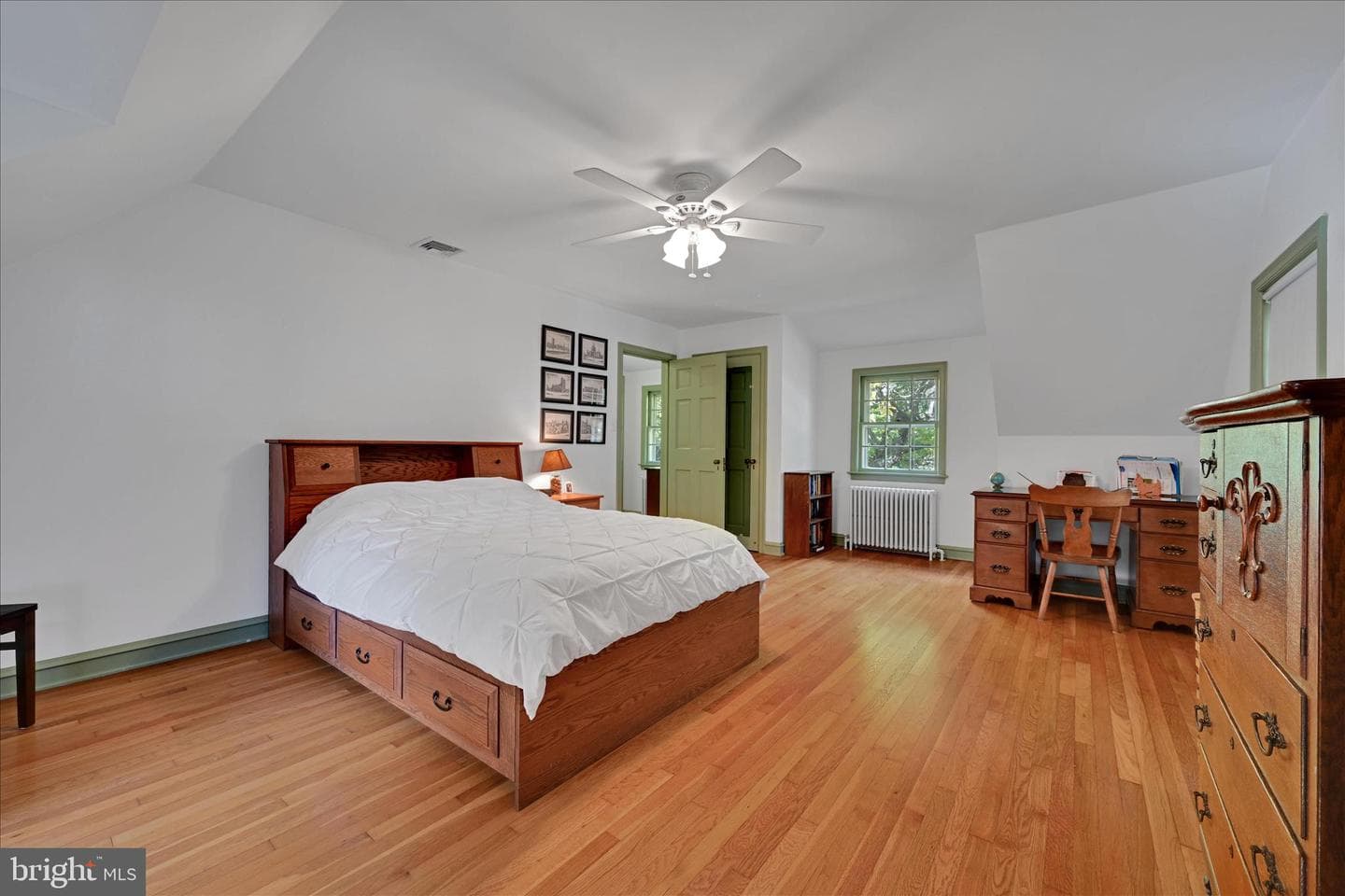 2341 Columbia Avenue photo 27