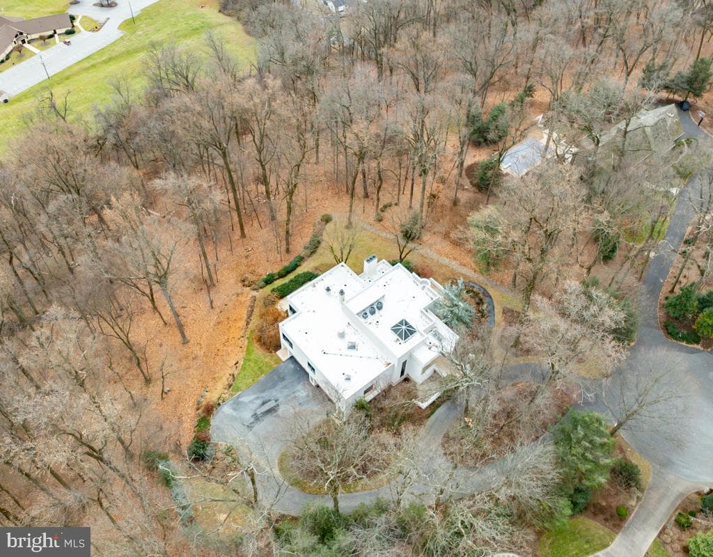 910 Pennwood Circle photo 65
