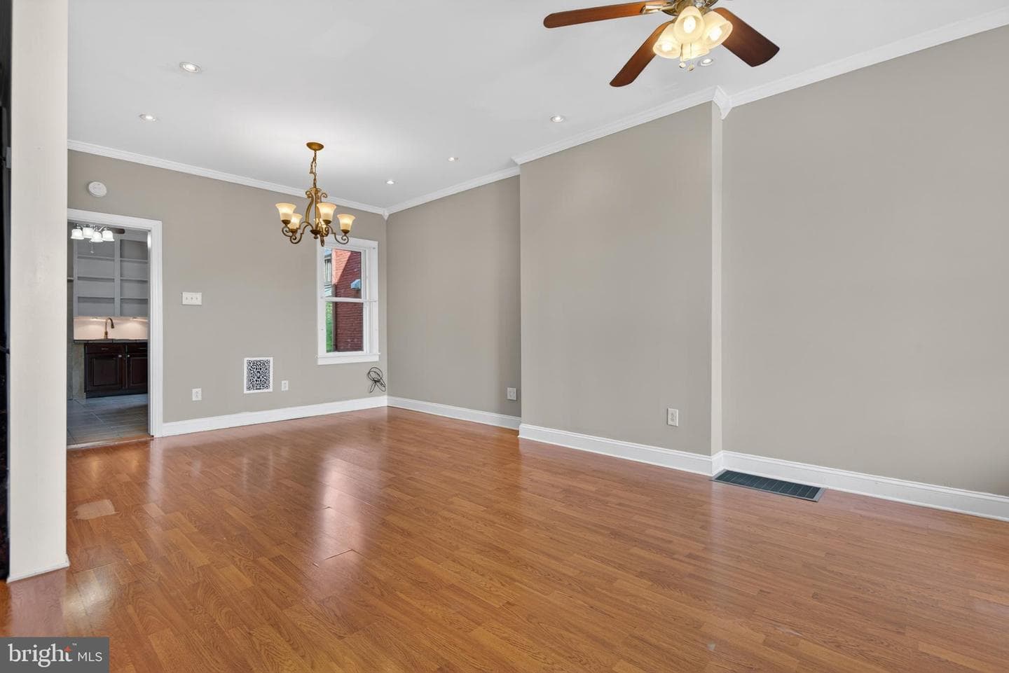 22 N Pine Street photo 7